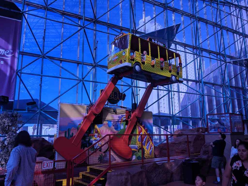 circus-circus-adventuredome-010