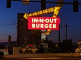 in-and-out-burger-01