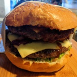 bergs-burgers-09.jpg