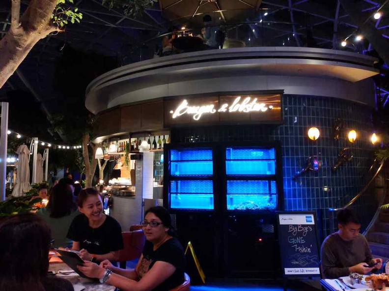 burger-and-lobster-changi-01.jpg