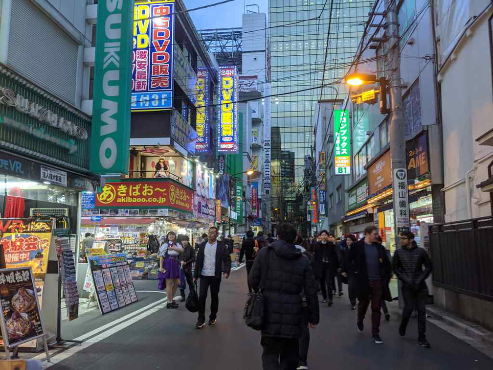 akihabara-tokyo-japan-025