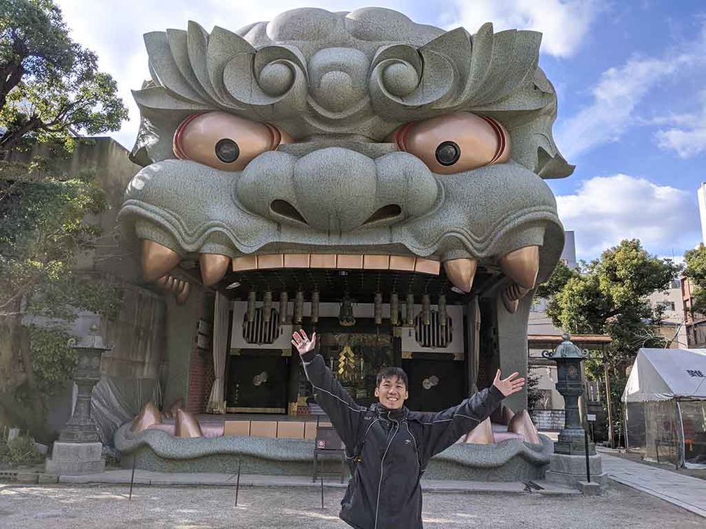 osaka-namba-shrine