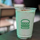 shake-shack-pandan-shake_01.jpg