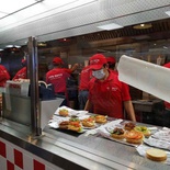 five-guys-burgers-singapore_03.jpg