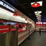 five-guys-burgers-singapore 06