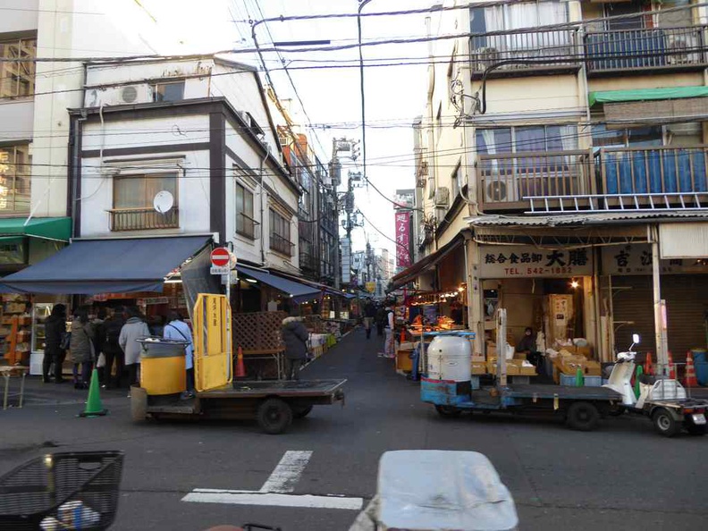 tokyo-tsukiji-market_03.jpg