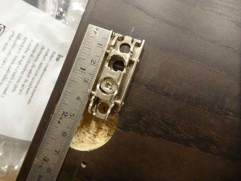 ikea-utrusta-besta-hinge-14