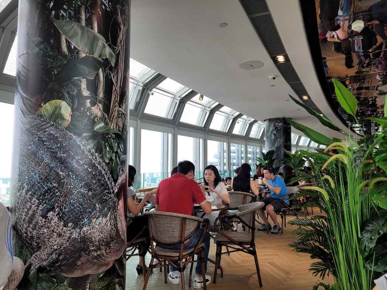 jurassic-world-cafe-009