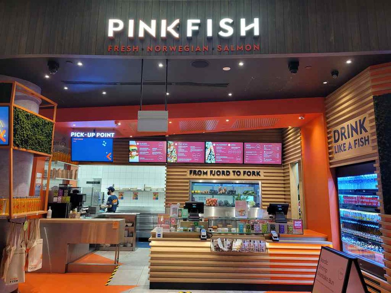 pink-fish-jewel-002.jpg