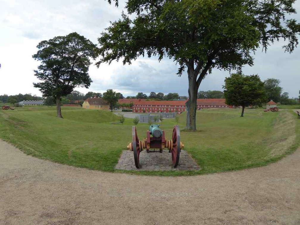 copenhagen-denmark-kastellet-mermaid-016