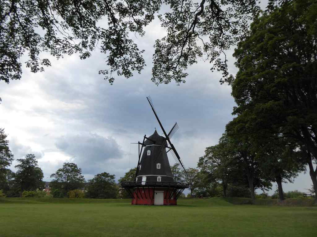 copenhagen-denmark-kastellet-mermaid-017