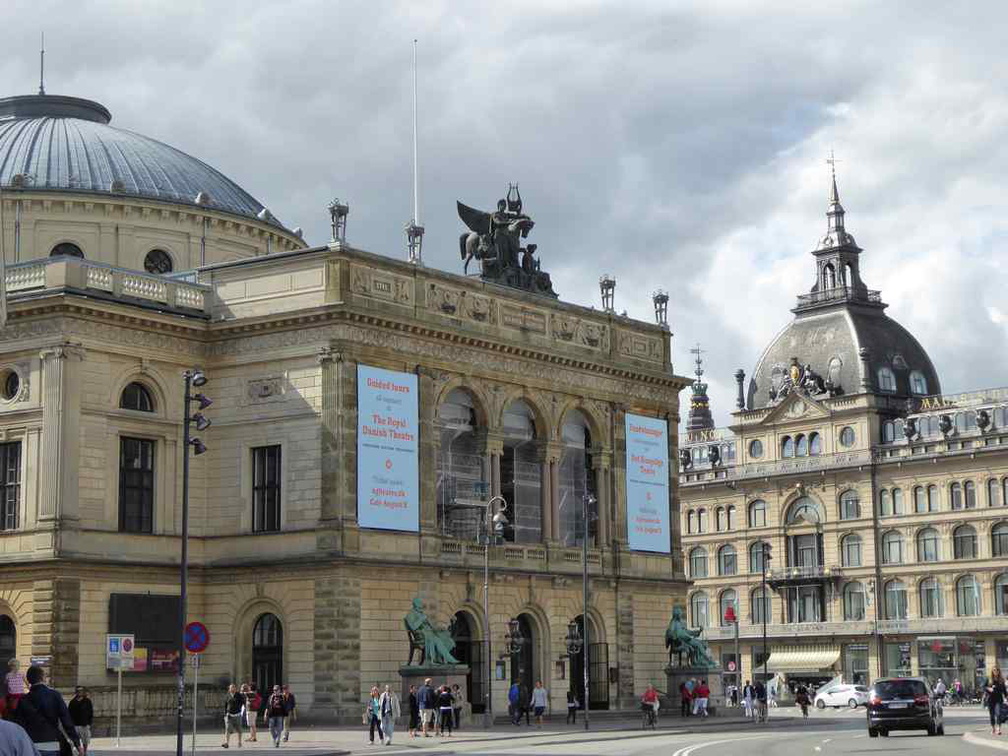 copenhagen-denmark-river-001