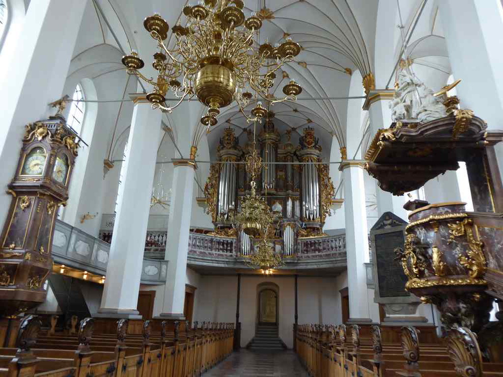 copenhagen-denmark-round-church-001