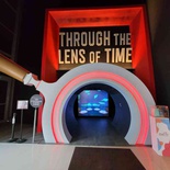 discovery-center-lens-of-time-02