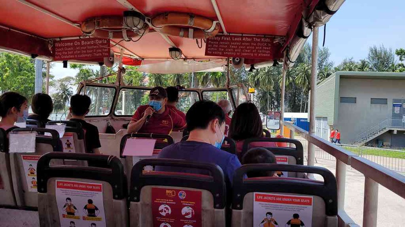 duck-tours-marina-bay-02