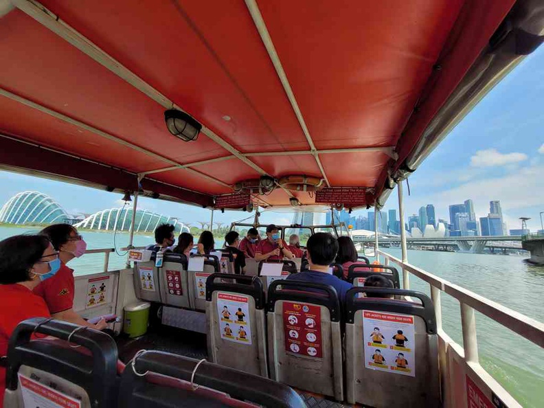 duck-tours-marina-bay-08.jpg