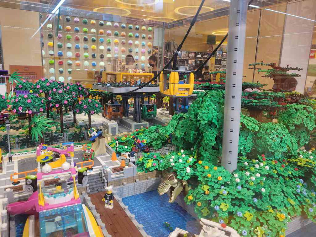 sentosa-lego-shop-16