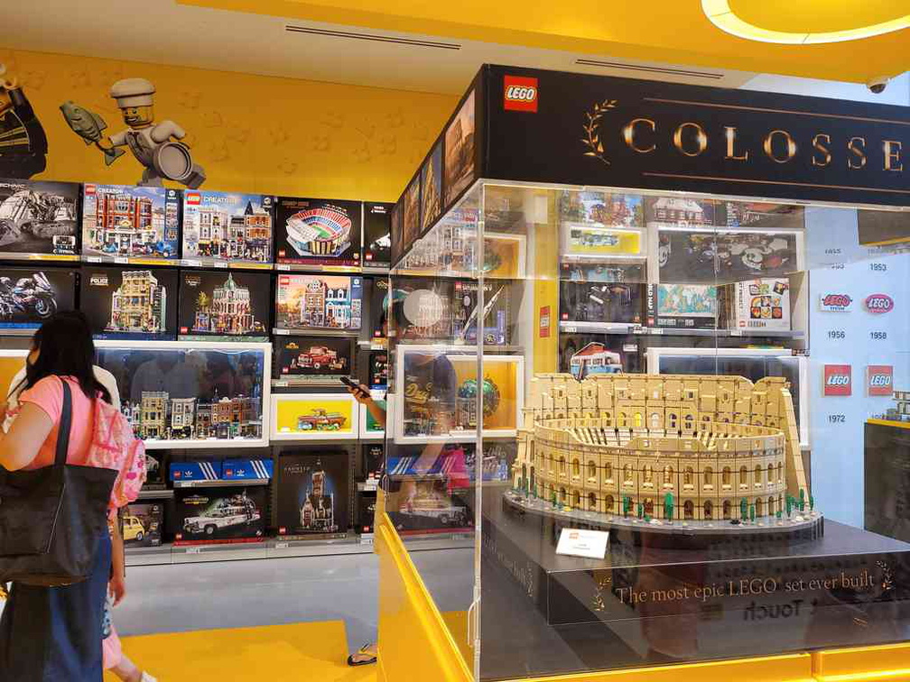 sentosa-lego-shop-23