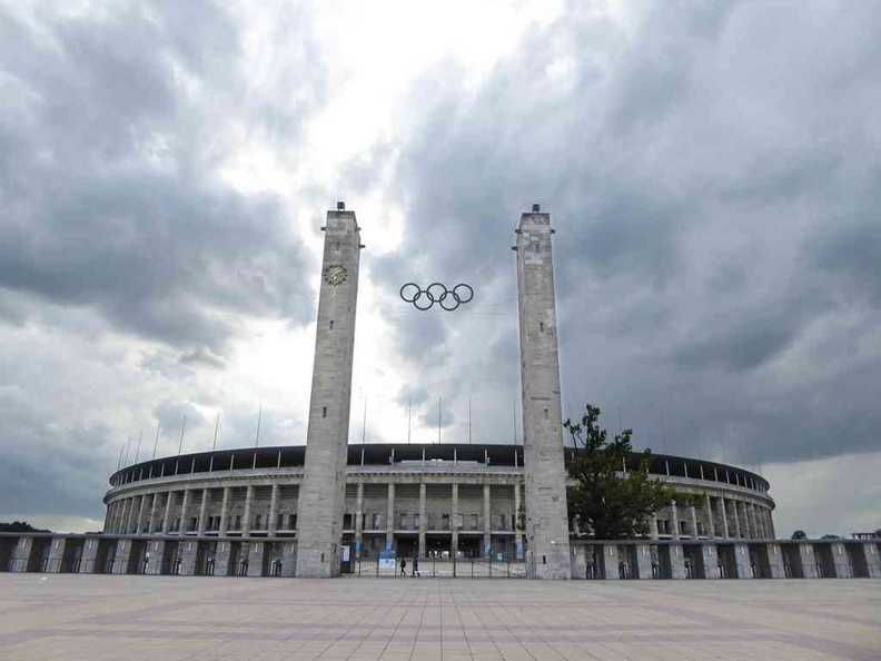 berlin-olympics-stadium-05.jpg