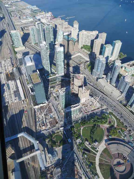 toronto-cn-tower-10