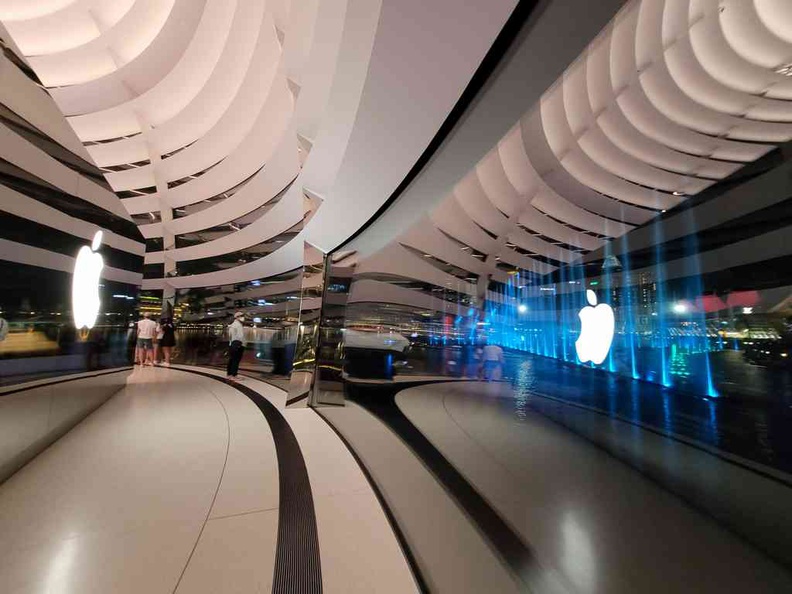 mbs-apple-store-12