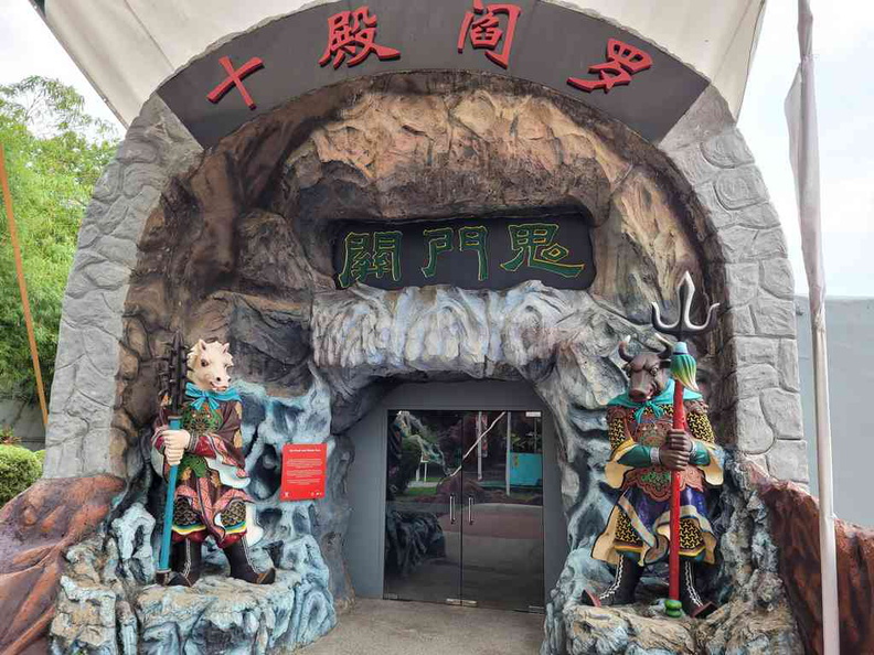 haw-par-villa-hell-museum-39