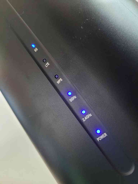 Linksys-FGW3000-5G-router-review-08.jpg