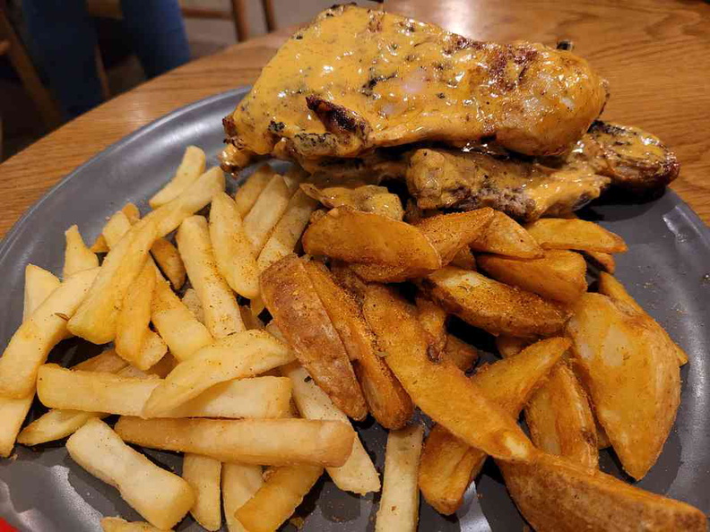 nandos-peri-peri-01.jpg