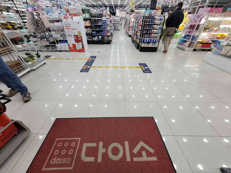 Daiso-southkorea-12.jpg