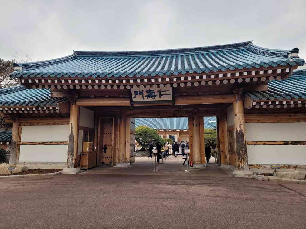 gyeongbokgung-blue-house-15