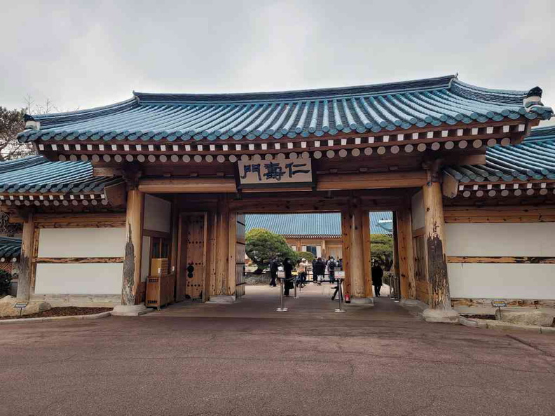 gyeongbokgung-blue-house-15.jpg