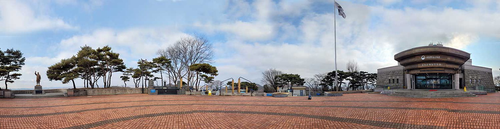 odusan-unification-tower-pano-1