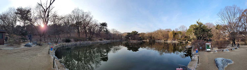 changdeokgung-palace-panorama-2