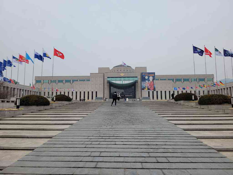 war-memorial-of-korea-02.jpg