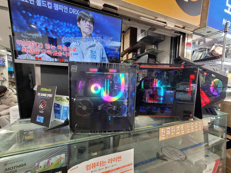 yongshan-seoul-electronics-market-28