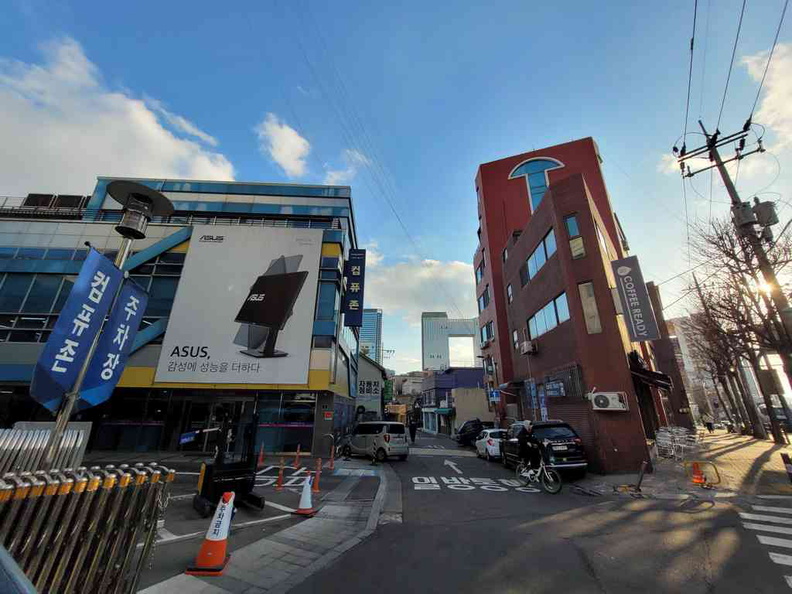 yongshan-seoul-electronics-market-33