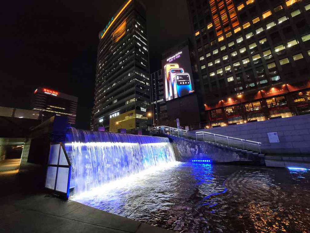 seoul-city-cheonggyecheon-stream-04