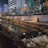 seoul-city-cheonggyecheon-stream-10