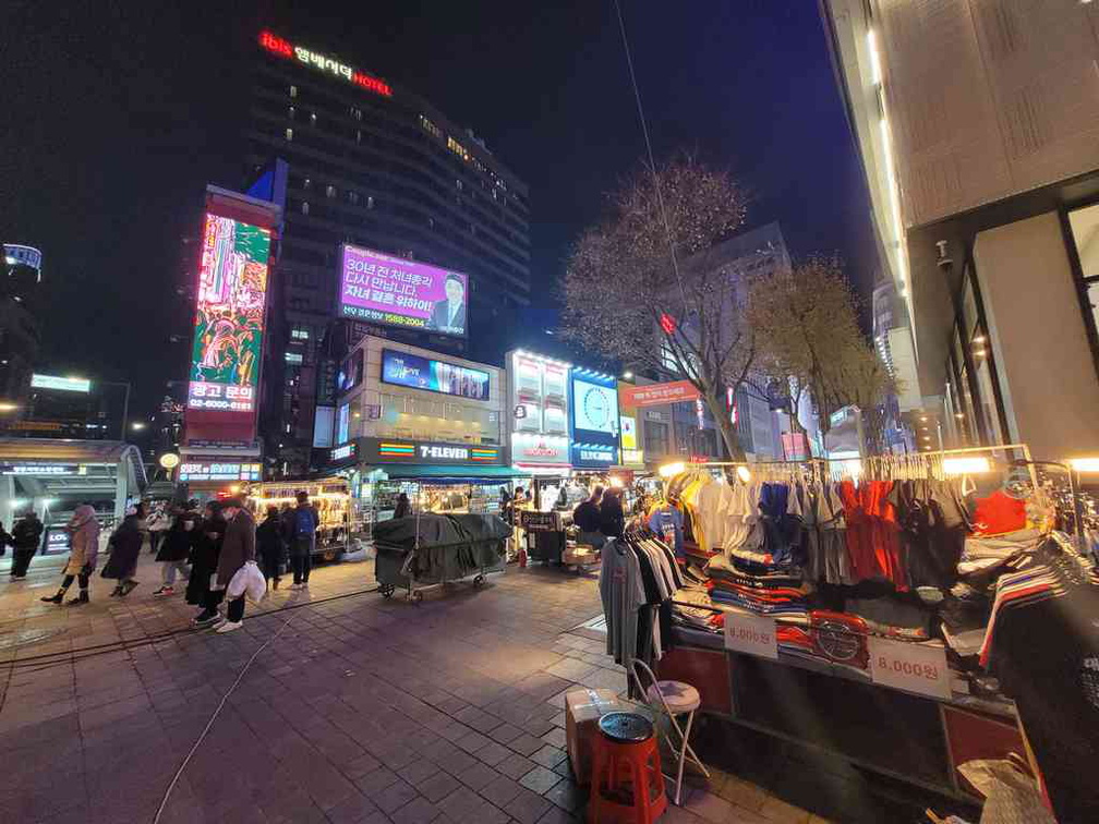 seoul-city-myeong-dong-01