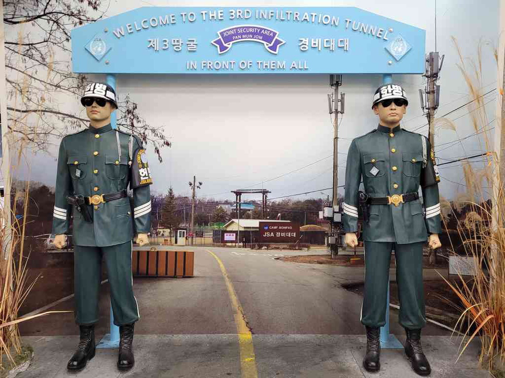 imjingak-paju-DMZ-third-tunnel-09