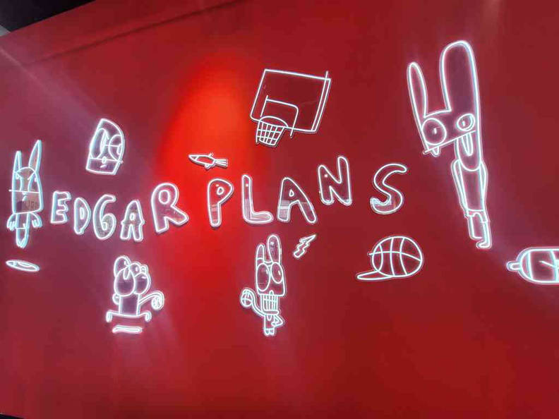 edgar-plans-game-on-singapore-03.jpg