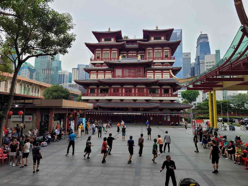 buddha-tooth-relic-temple-37