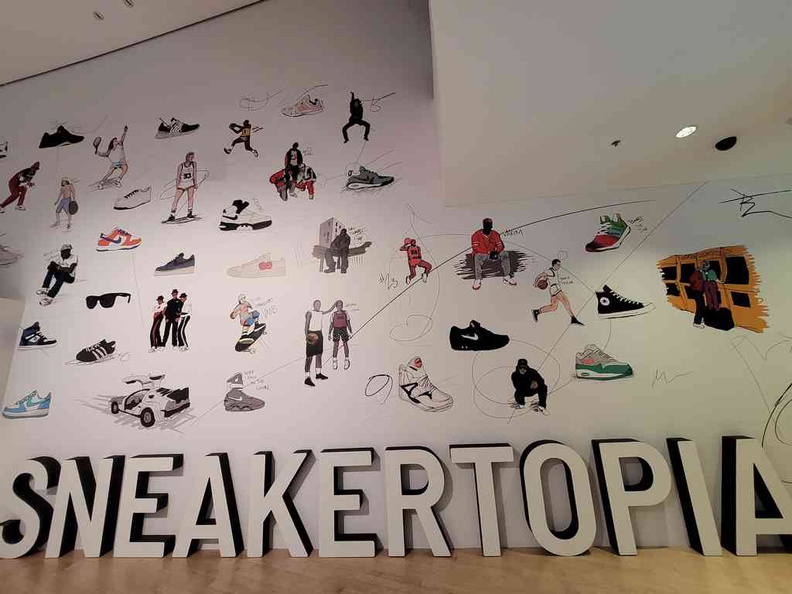 sneakertopia-art-science-museum-47.jpg