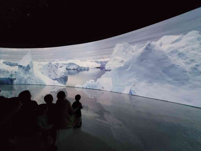 sensory-odyssey-art-science-museum-15