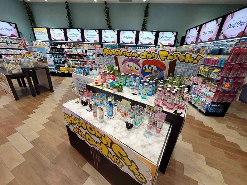 don-don-donki-changi-jewel-10