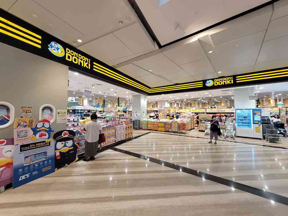 don-don-donki-changi-jewel-01