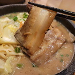 volcano-tonkotsu-kazan-ramen-12