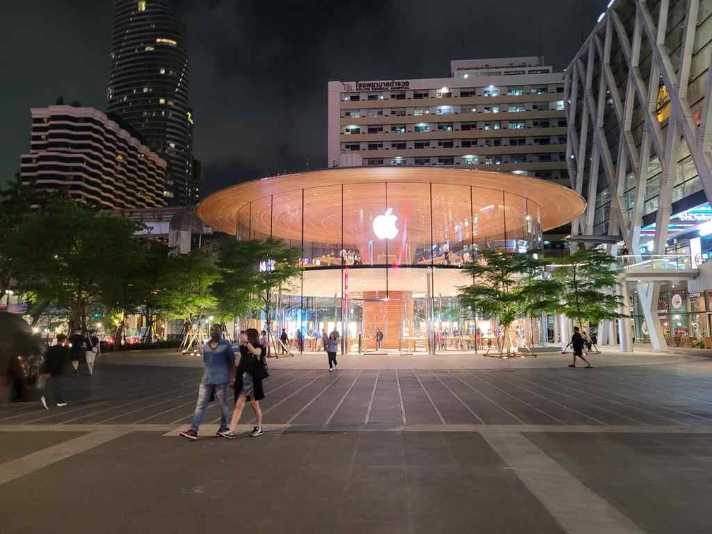 apple-centralworld-store-bangkok-01