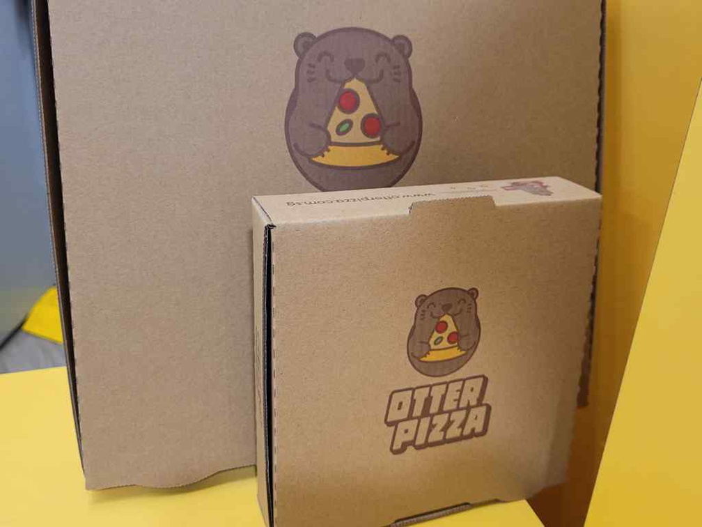 otter-pizza-white-sands-mall-03