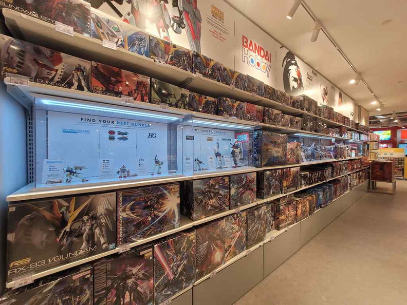 toys-r-us-vivocity-flagship-store-10